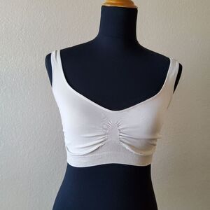 NWOT G by Guess Wireless Unpadded Ribbed Sports Bra Size M/L